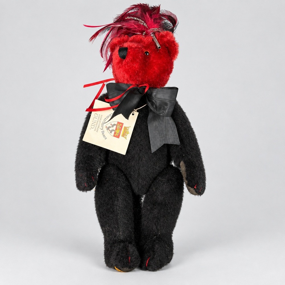 1992 GUND Canterbury Bears Montague 12in Limited Edition Blackburn England